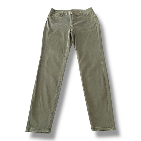 Maurices Green Chino Pants Casual Comfort Stretch Plus Woman’s Size 18w Long - Picture 1 of 15